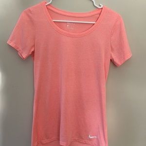 Nike short sleeve shirt